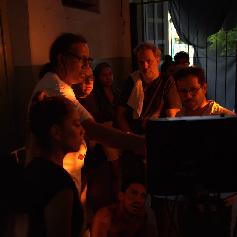 Behind the scenes 12